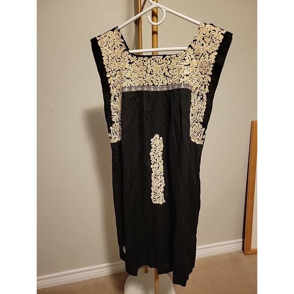 J. Marie Dress Embroidered Black Cream Extra Small Mexico XS - Picture 1 of 9